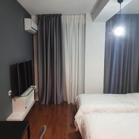 Modern Apartment Korca 3 Eksteriør billede