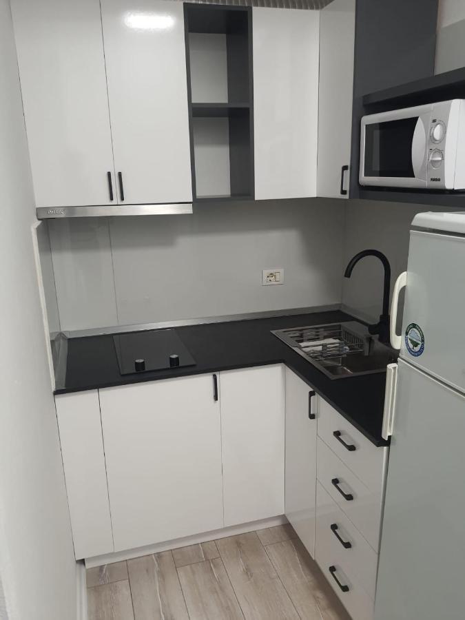 Modern Apartment Korca 3 Eksteriør billede