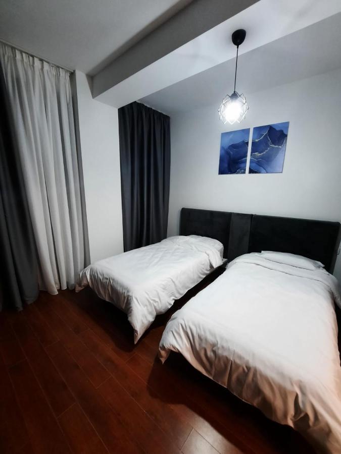 Modern Apartment Korca 3 Eksteriør billede